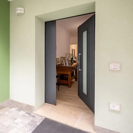 Villaverde Urban Tourist Apartment Ravenna